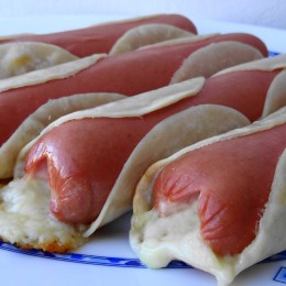 SalchichasRellenasQueso